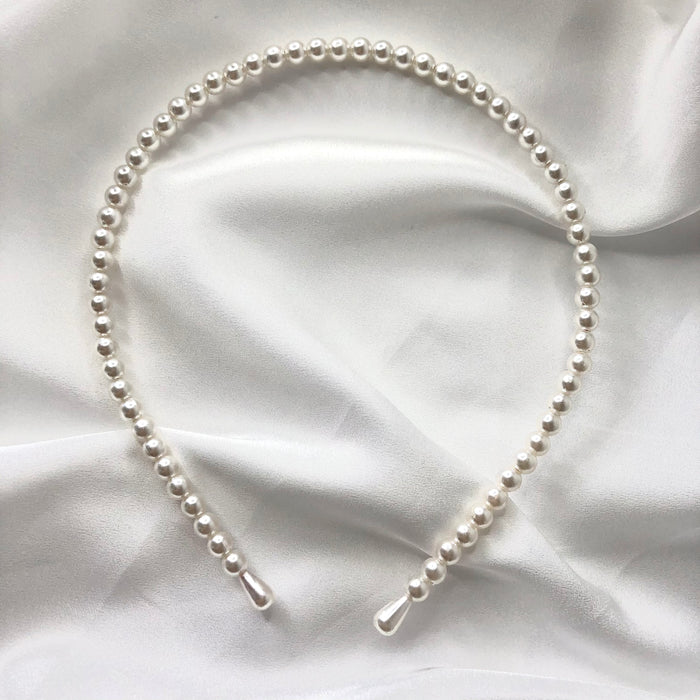 Classy Pearl Headband