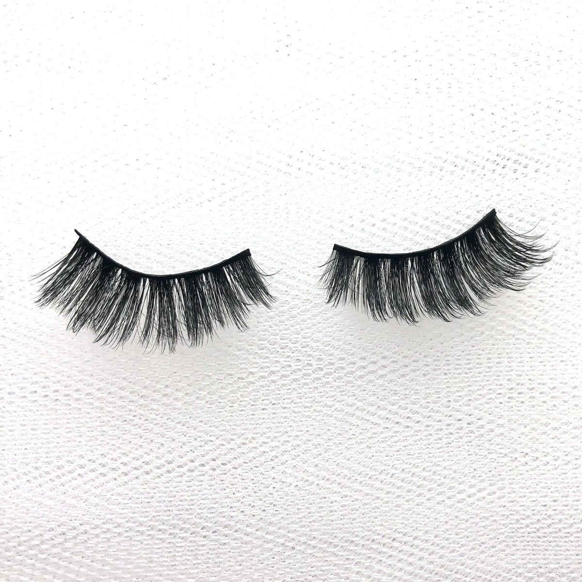 Chanel - Mink Lashes