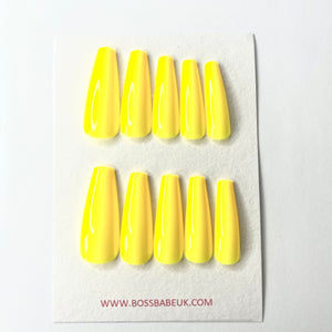 Yellow Daisy Coffin Nails