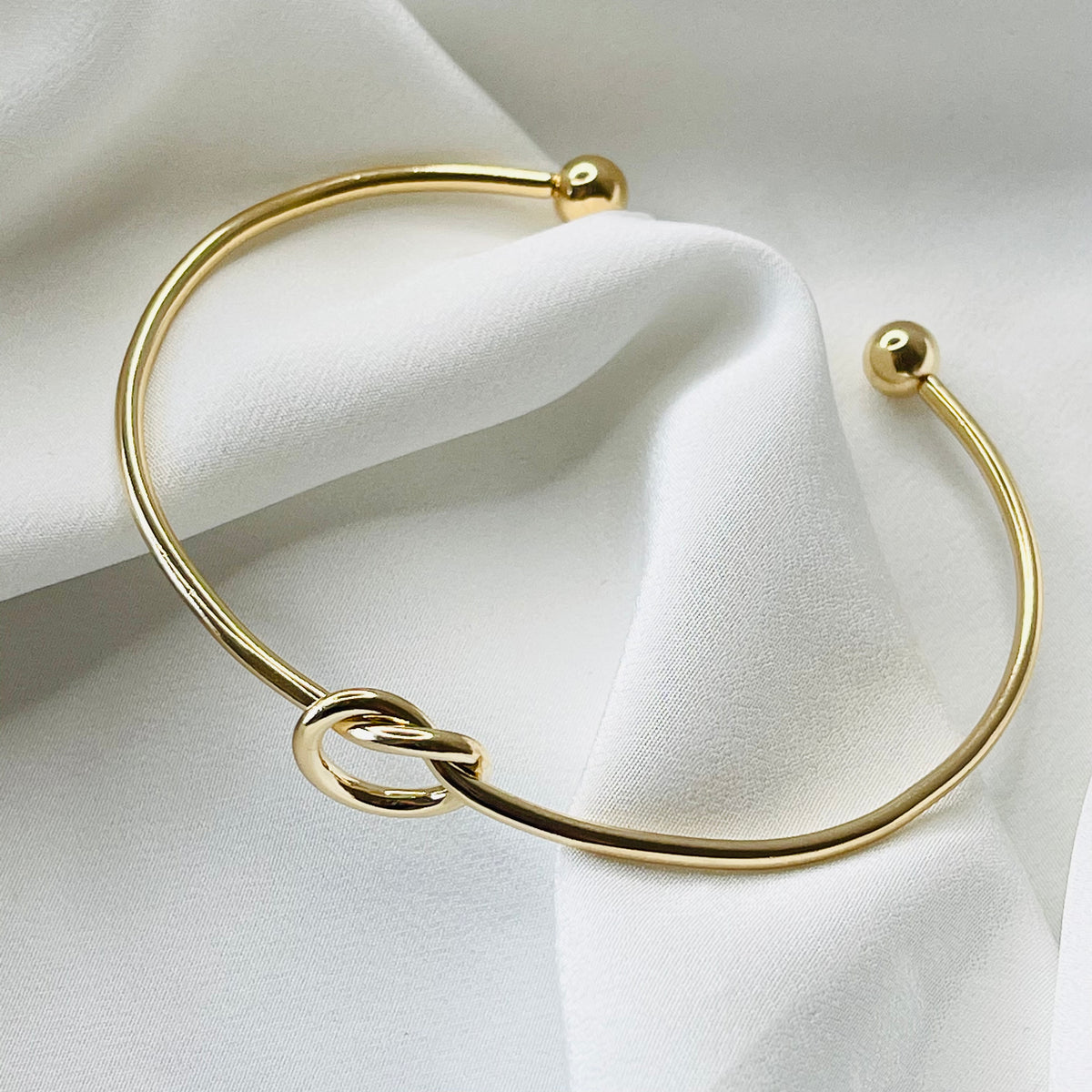 Gold Knot Bangle